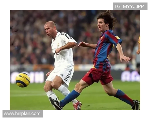 四大足球巨星同框合影 展现传奇球技与不朽荣耀