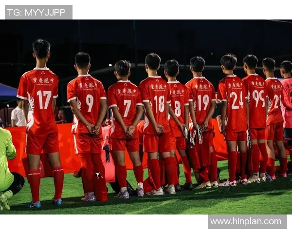 如果足球球星进入一所学校,他们会如何影响校园文化和学生生活